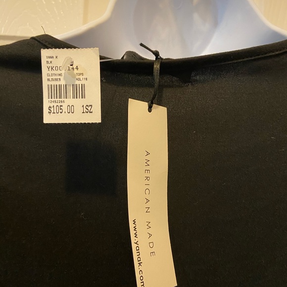 🌻NWT Yana K bell sleeve black knit top - Picture 2 of 2